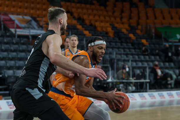 马竞的大手 马竞的大手