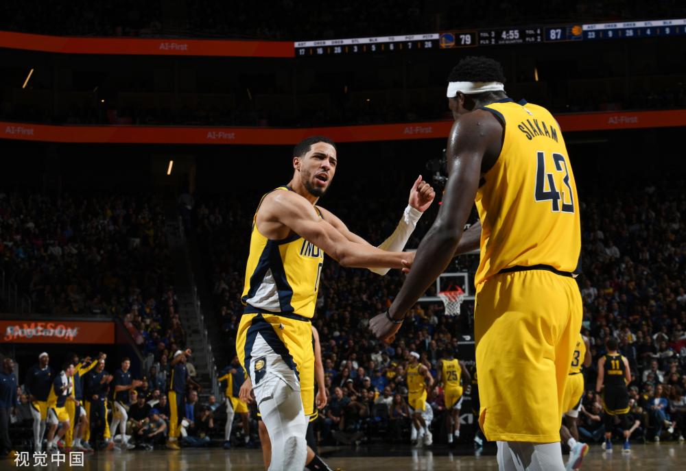 同样在更衣 同样在更衣