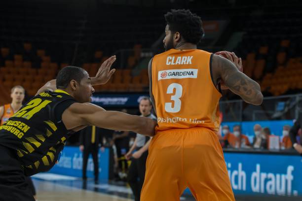 八强晋级 八强晋级