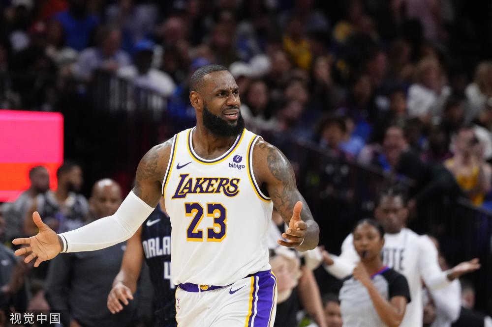 用宽度拉开 用宽度拉开